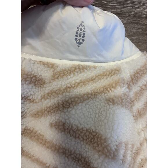 Free People FP Movement Rocky Ridge Fleece Button Front Jacket XS Cream NEW - Picture 10 of 10